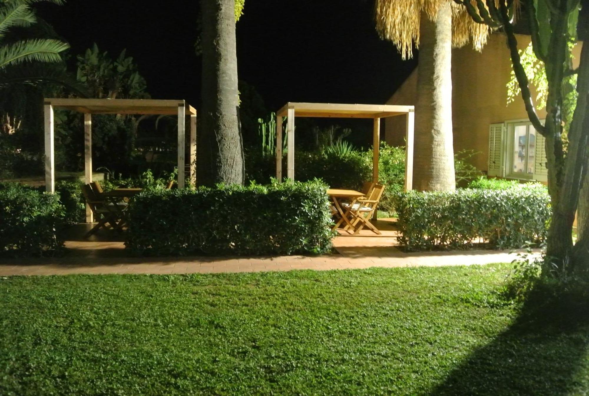Villa Carlotta Resort Сан Леоне Екстериор снимка