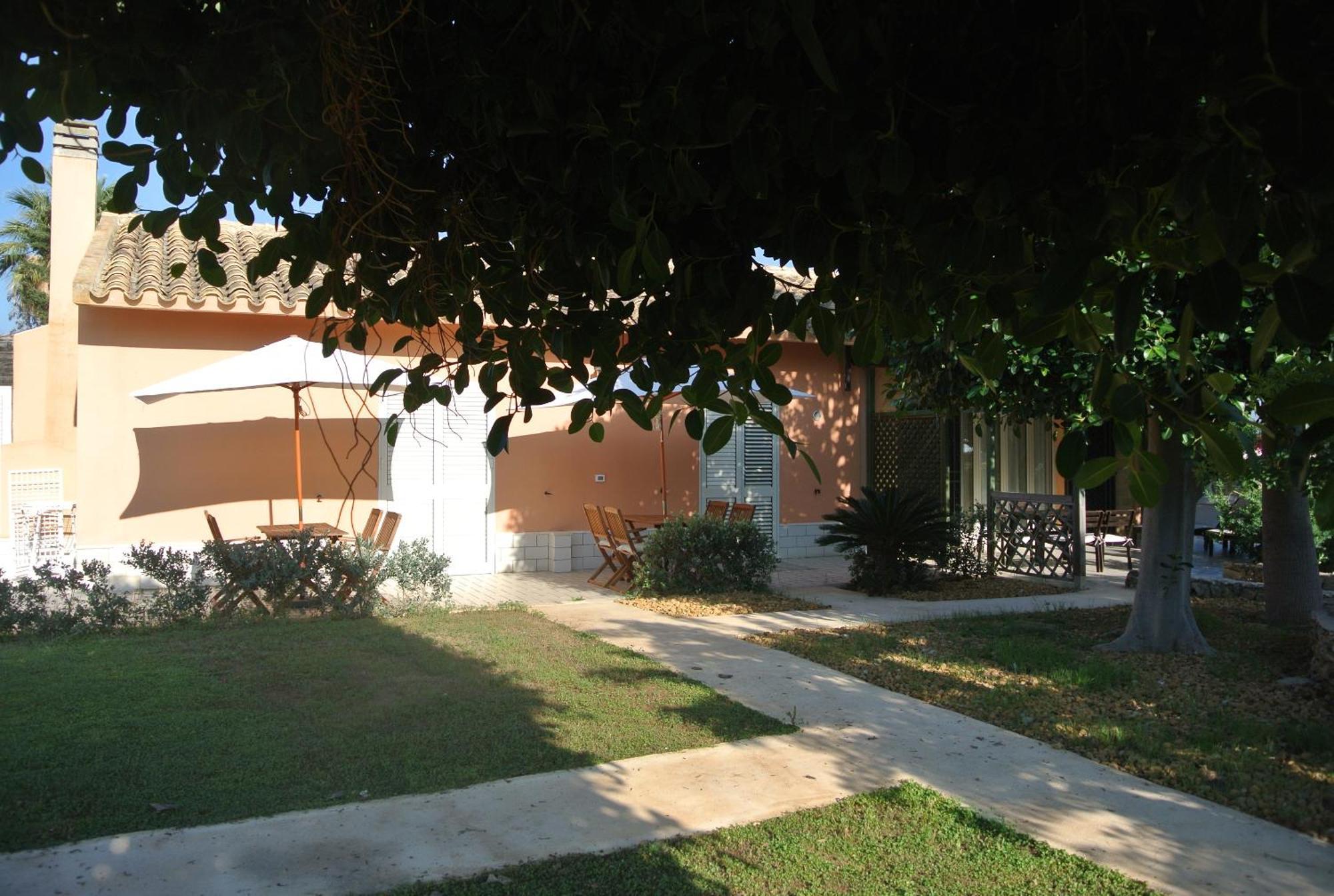 Villa Carlotta Resort Сан Леоне Екстериор снимка