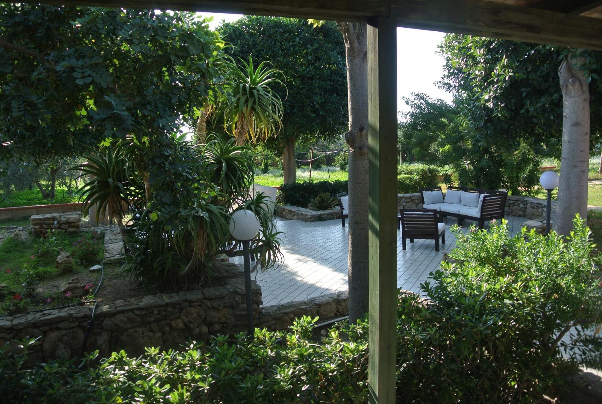 Villa Carlotta Resort Сан Леоне Екстериор снимка
