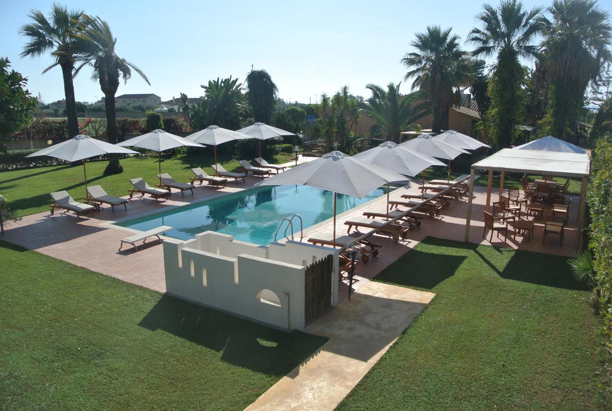 Villa Carlotta Resort Сан Леоне Екстериор снимка